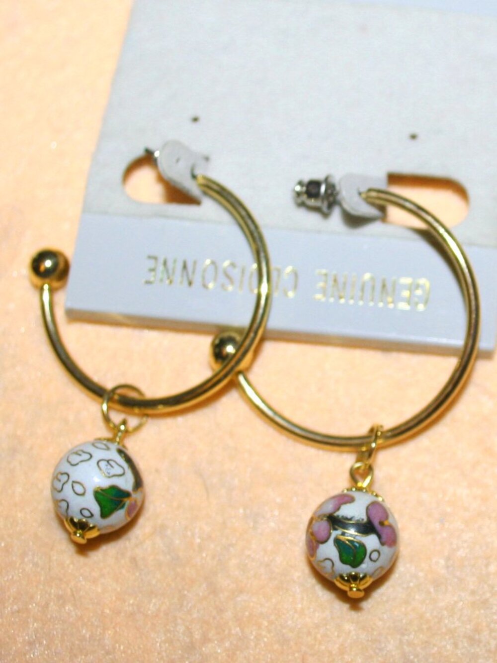 Vtg Cloisonne Floral Design Hand Painted Gold Tone Hoop Earrings Costume